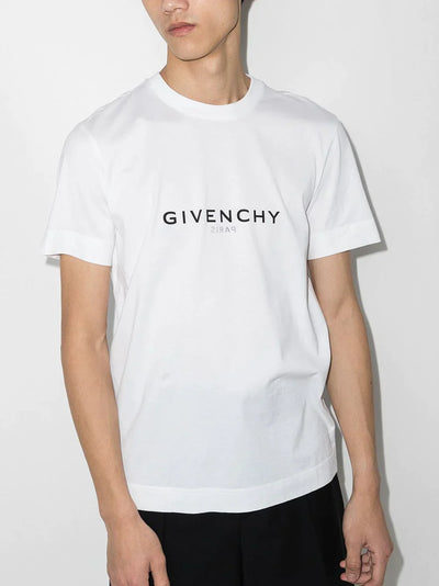 Givenchy – Oversize-T-Shirt mit Reverse-Paris-Logoprint in Weiß