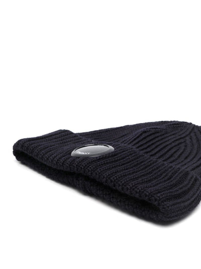 CP Company – Beanie aus extrafeiner Merinowolle in Total Eclipse Blue 