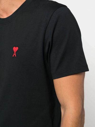 Ami Paris – T-Shirt „Ami De Coeur“ in Rot mit aufgesticktem Logo in Schwarz
