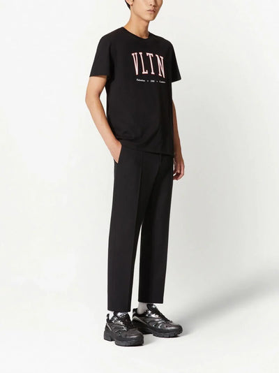 Valentino – Schwarzes T-Shirt mit College-Logo im VLTN-Print