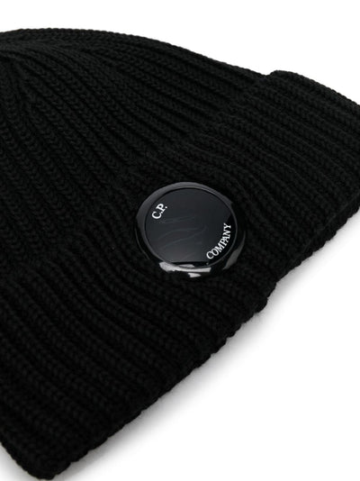 CP Company – Schwarze Wollmütze mit Logo-Patch aus Merinowolle 