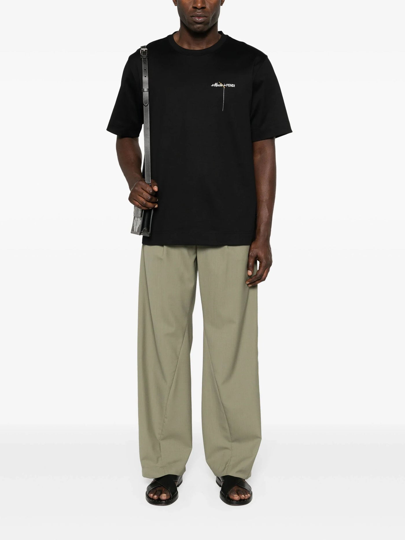 Fendi – Made in Fendi – Schwarzes T-Shirt mit Logostickerei
