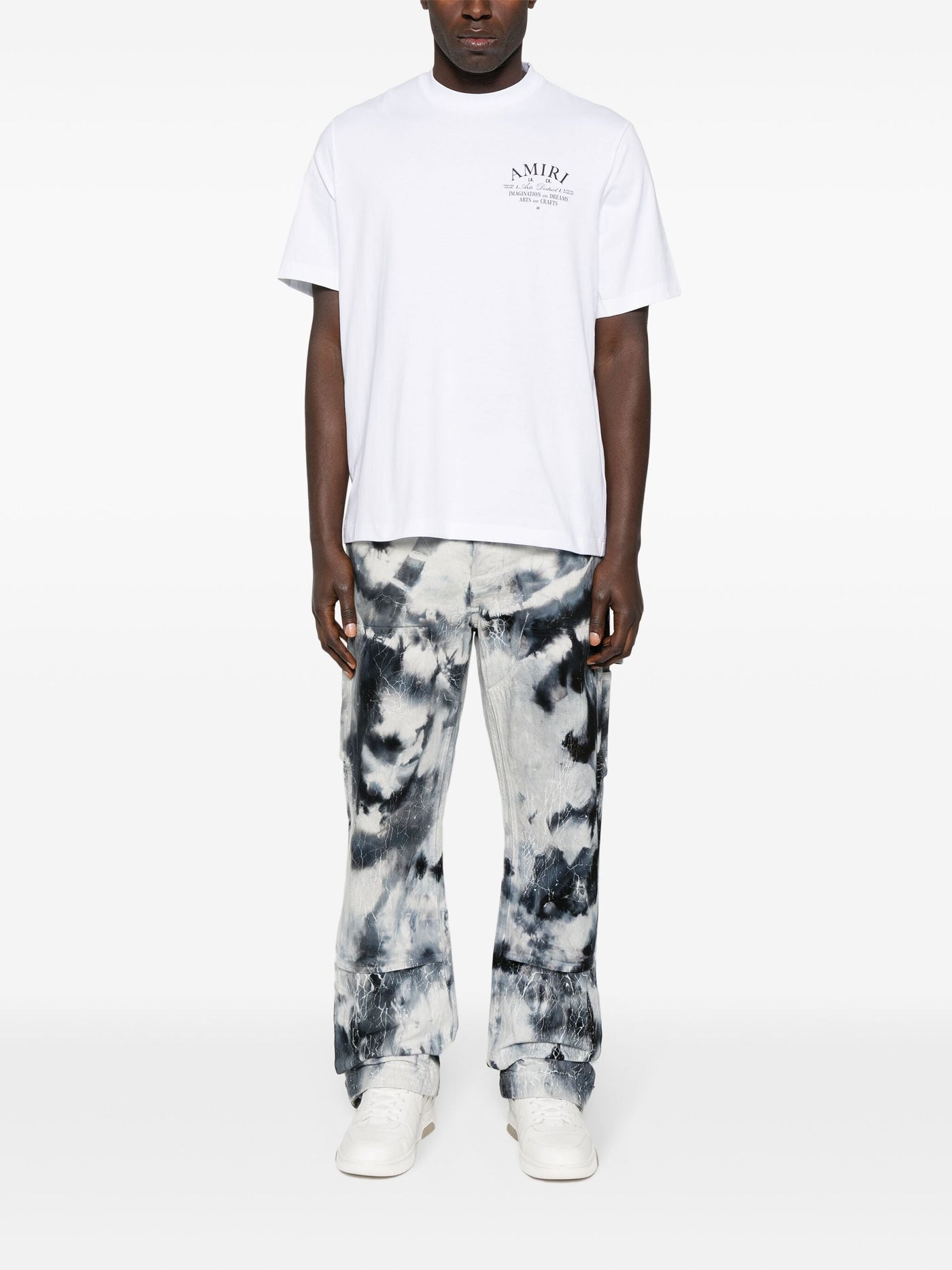 Amiri – T-Shirt „Art District“ mit Print in Weiß