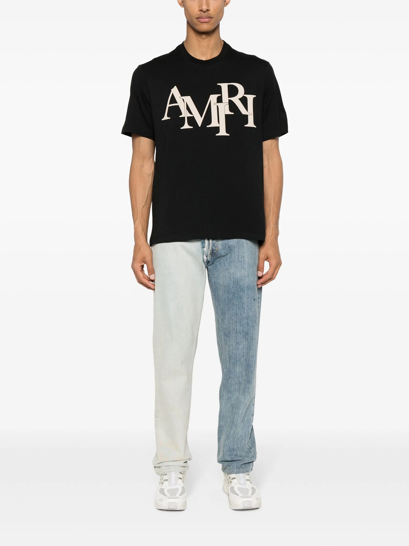Amiri – Beiges T-Shirt mit gestaffeltem Logo-Print in Schwarz