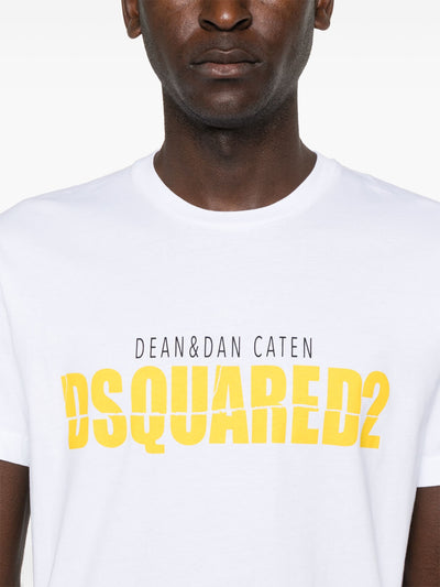 Dsquared2 – Gelbes T-Shirt mit geteiltem Logo-Print in Weiß 