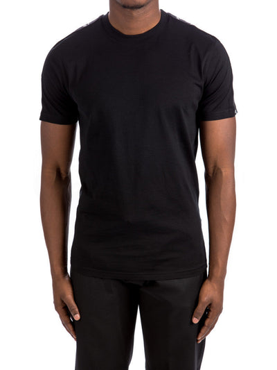 Givenchy – Schwarzes T-Shirt mit Logo an den Ärmeln