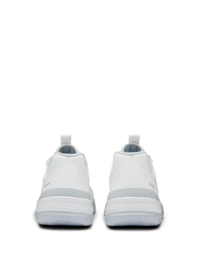 On Running – Die Roger Clubhouse Pro-Sneaker in Eisweiß