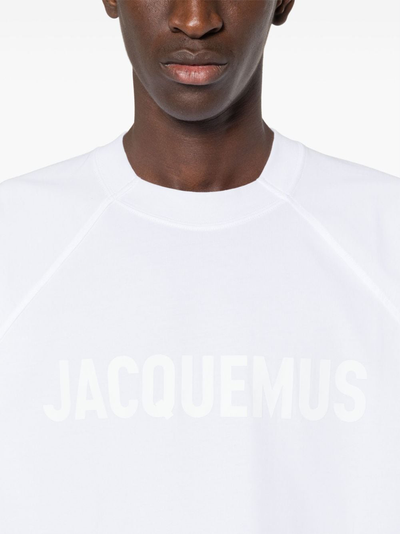 Jacquemus – Oversize-T-Shirt mit „Le Typo“-Logodruck in Weiß