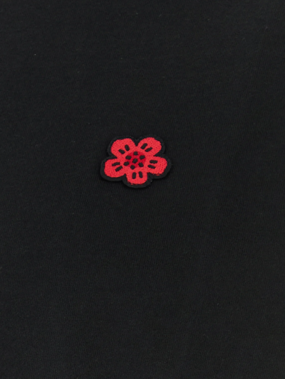 Kenzo – T-Shirt „Boke“ mit Blumenaufnäher in Schwarz