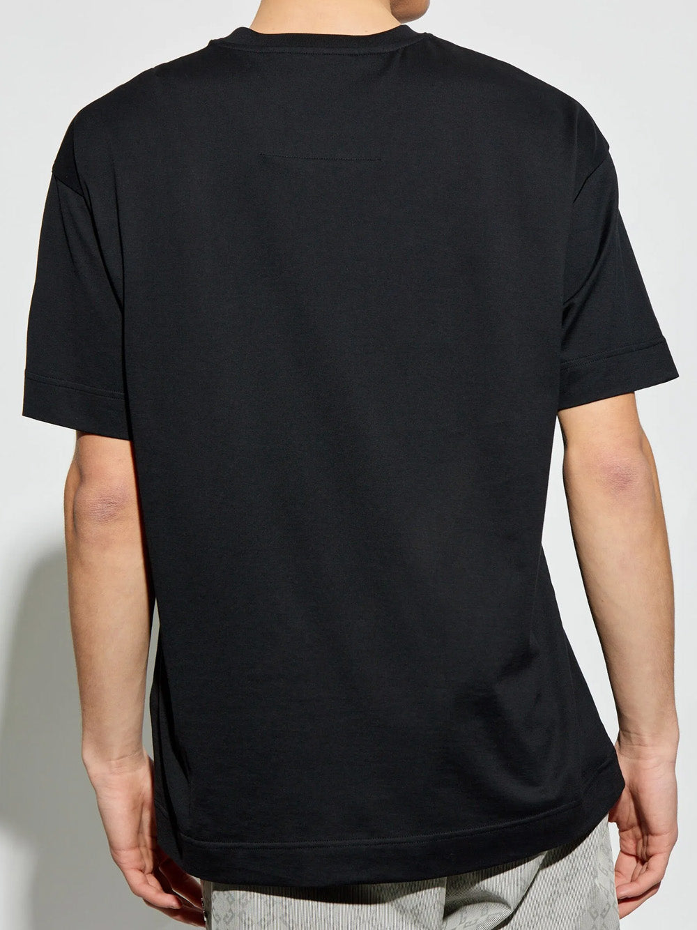 Givenchy – Schwarzes T-Shirt mit aufgesticktem Logo „Monogram College“