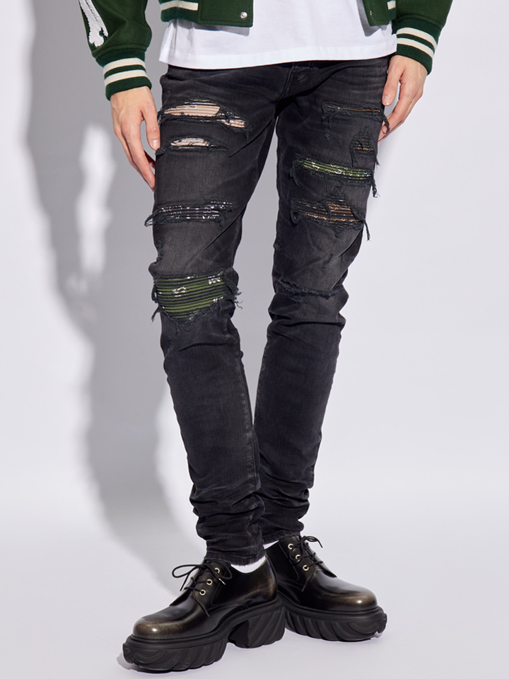 Amiri – Thrasher-Jeans mit Bandana-Camouflage-Muster in verblasstem Schwarz