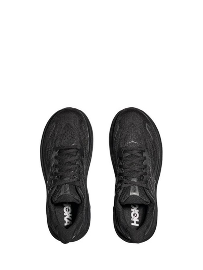 Hoka „Clifton 10“ Sneaker in Schwarz