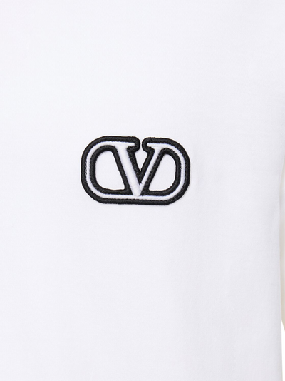 Valentino – Weißes T-Shirt mit VLogo-Signature-Patch