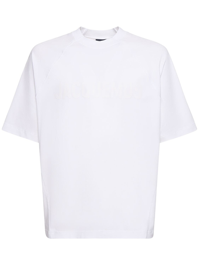 Jacquemus – Oversize-T-Shirt mit „Le Typo“-Logodruck in Weiß