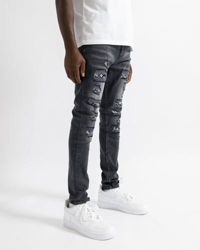Magiri Bordeaux – Schwarze Jeans im Used-Look mit Bandana-Print