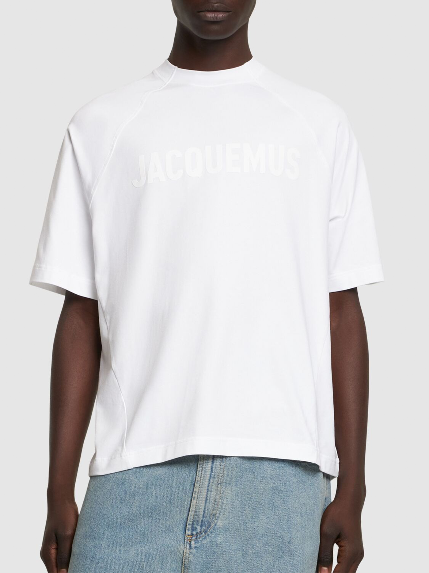 Jacquemus – Oversize-T-Shirt mit „Le Typo“-Logodruck in Weiß