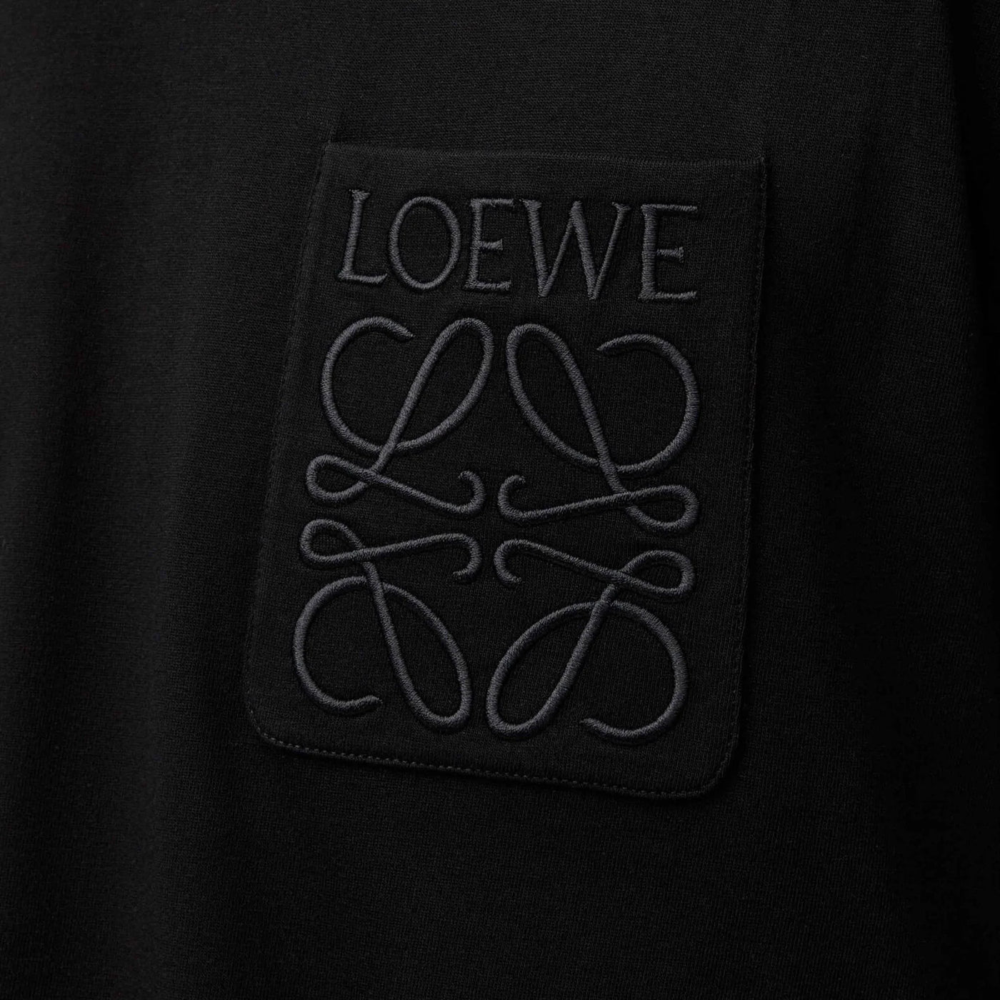 Loewe – Locker geschnittenes T-Shirt mit farblich abgestimmtem Taschenlogo in Schwarz
