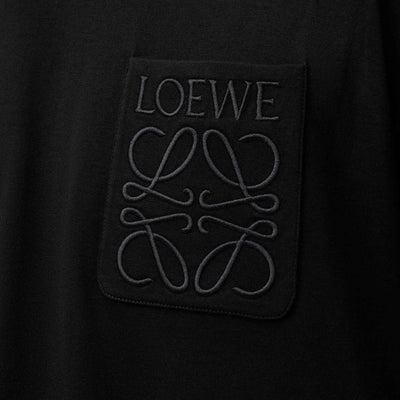 Loewe – Locker geschnittenes T-Shirt mit farblich abgestimmtem Taschenlogo in Schwarz