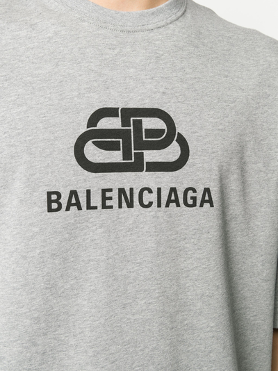 Balenciaga – T-Shirt mit BB-Logo-Aufdruck in Grau